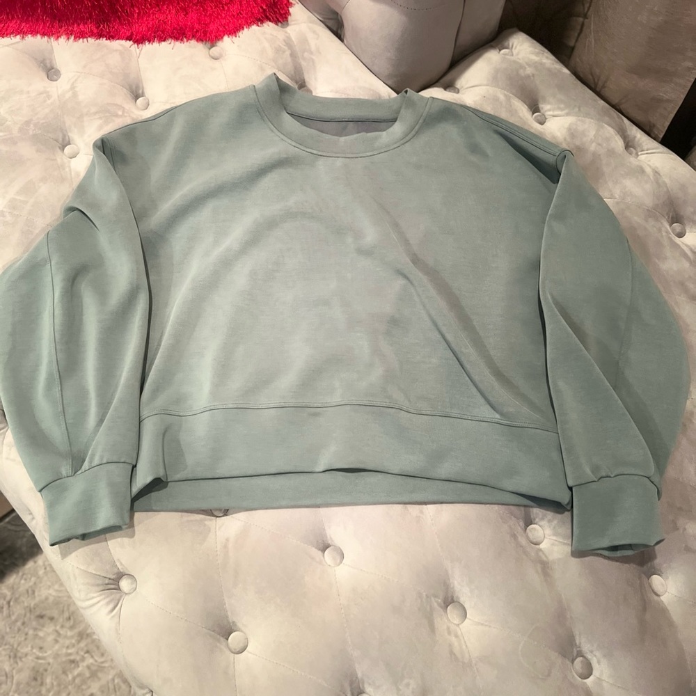 Lululemon 🍋 Perfectly Oversized cropped crew - Picture 2 of 4